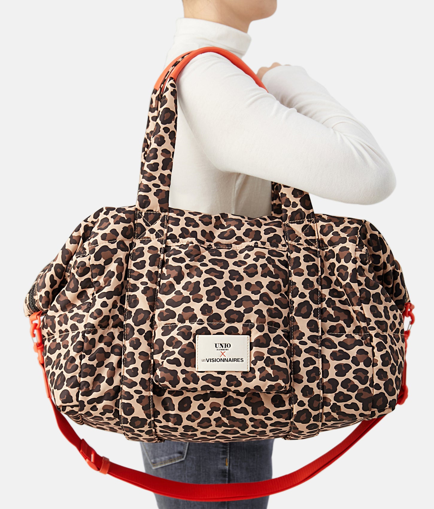 TRAVEL BAG