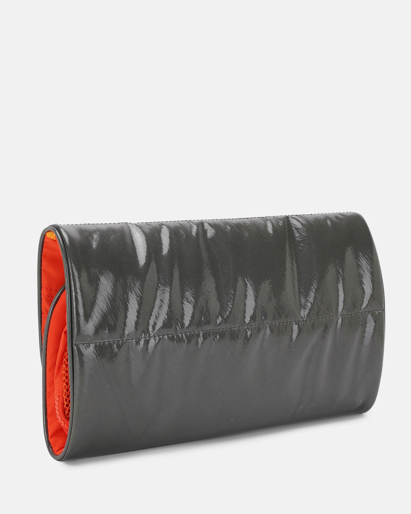 COSMETIC BAG LACQUER