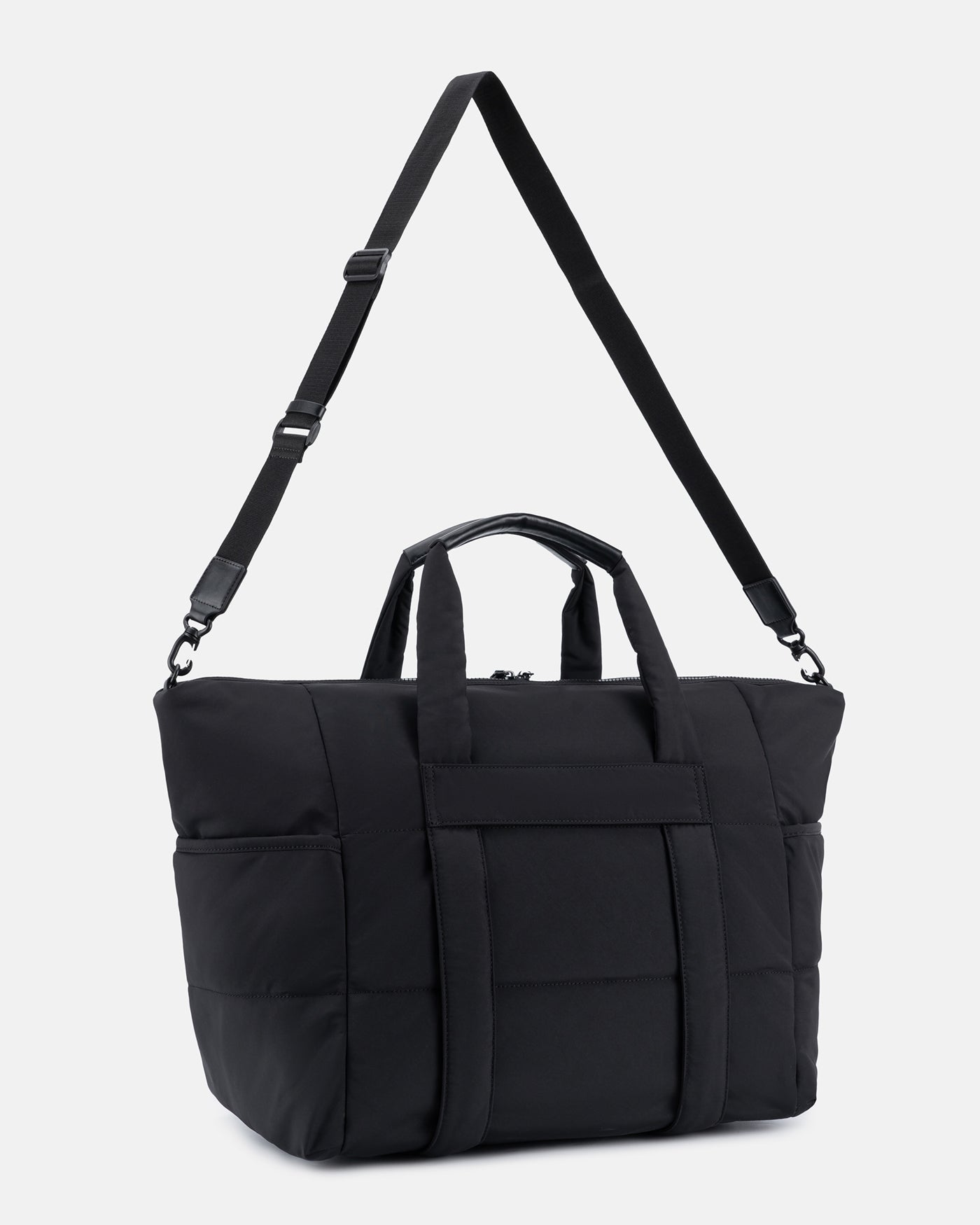 TRAVEL BAG