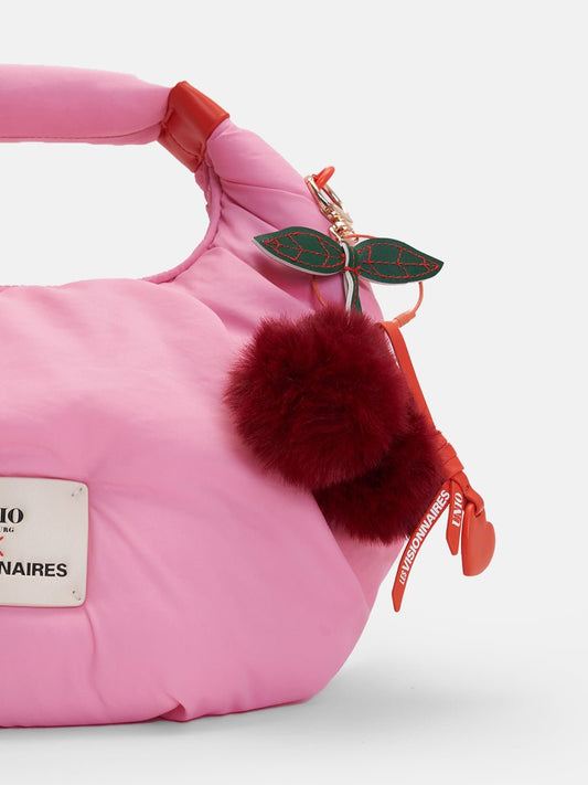 UNIO Hamburg ACCESSOIRE BIG FLUFFY CHERRY CHARM - cherry red 9021